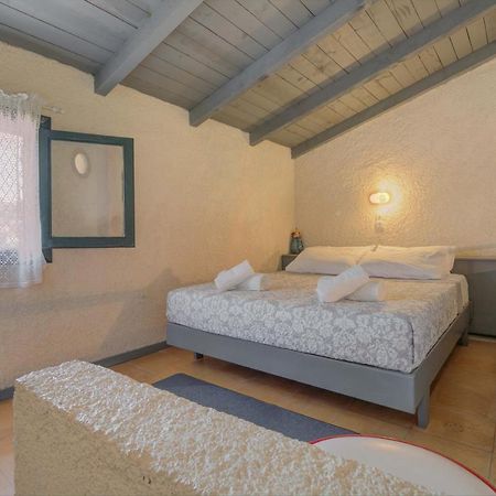 Lefkes Apartments อาคาราวี ภายนอก รูปภาพ