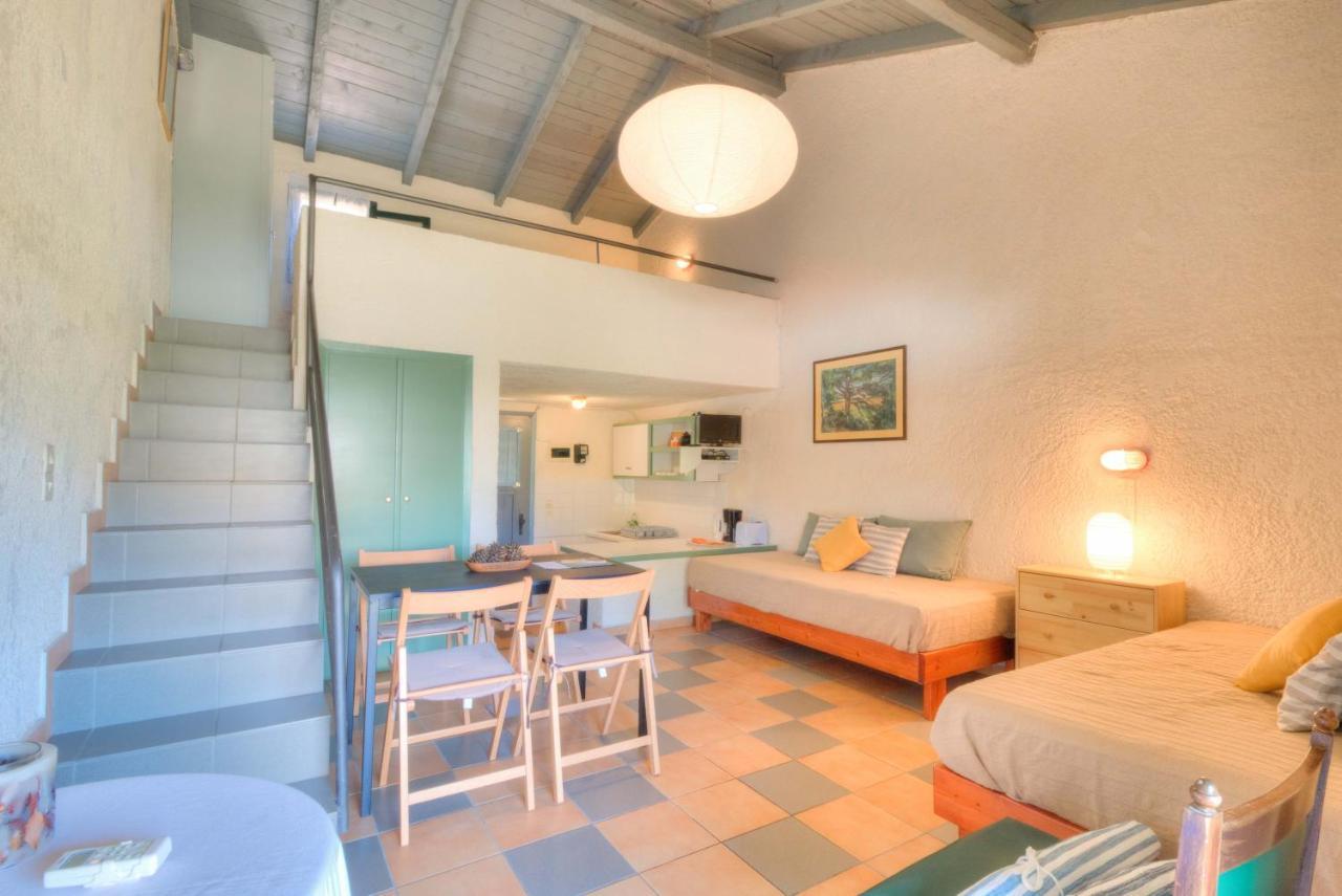 Lefkes Apartments อาคาราวี ภายนอก รูปภาพ