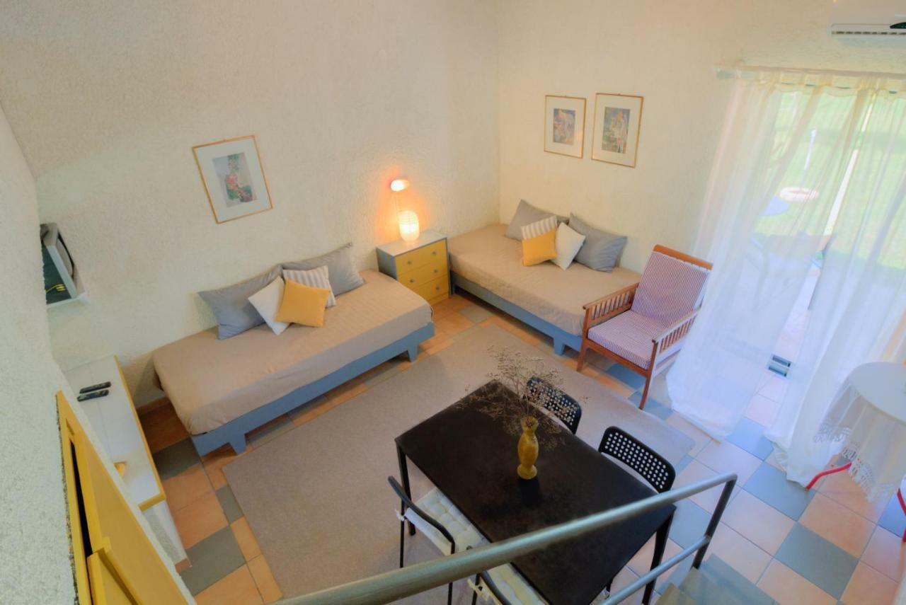 Lefkes Apartments อาคาราวี ภายนอก รูปภาพ