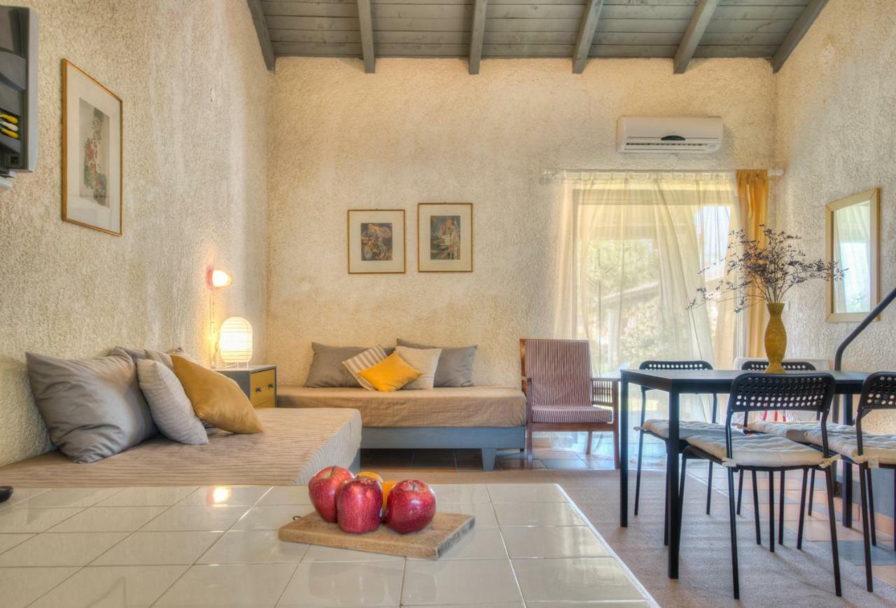 Lefkes Apartments อาคาราวี ภายนอก รูปภาพ
