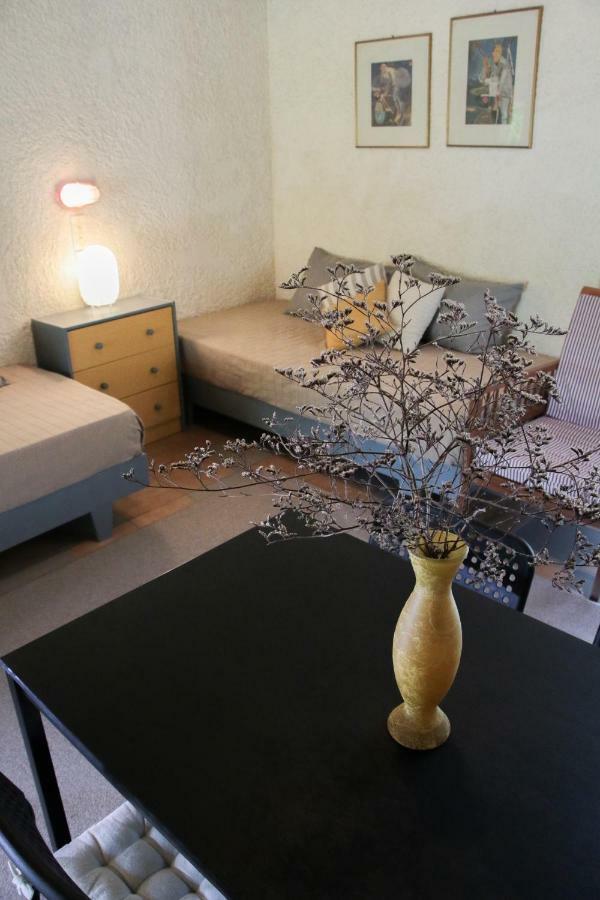 Lefkes Apartments อาคาราวี ภายนอก รูปภาพ