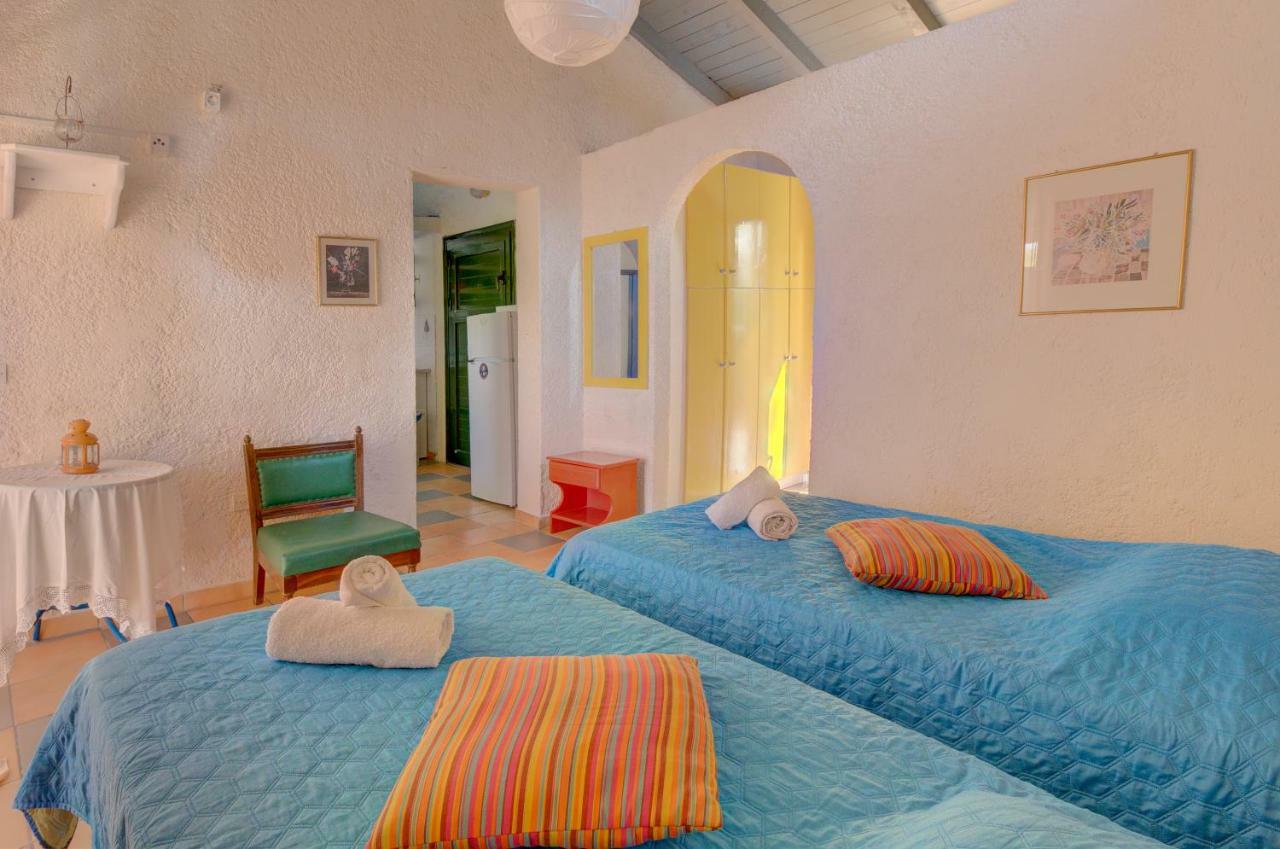 Lefkes Apartments อาคาราวี ภายนอก รูปภาพ