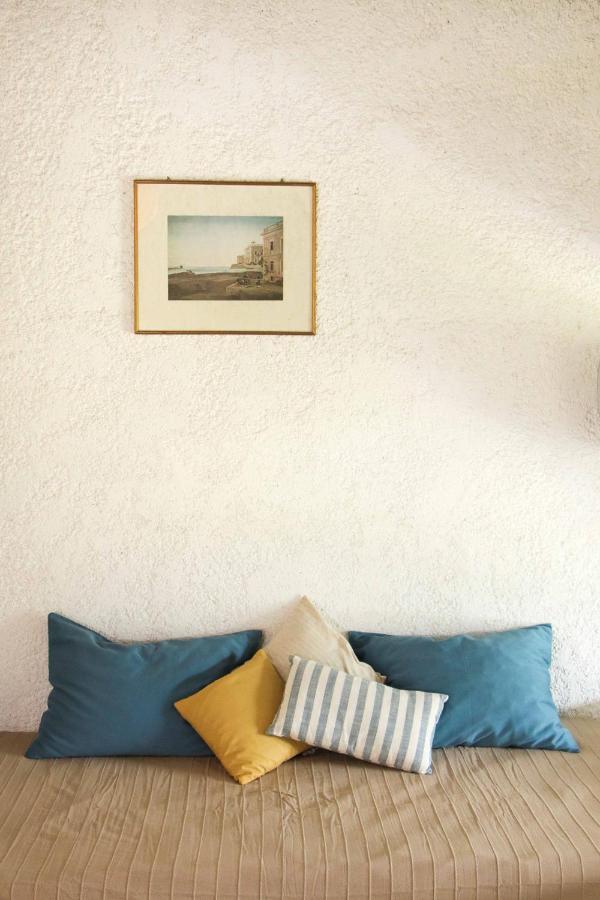Lefkes Apartments อาคาราวี ภายนอก รูปภาพ