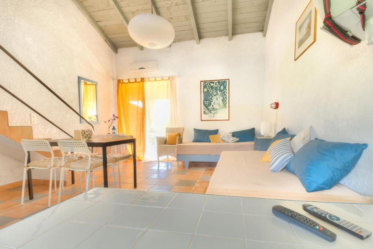 Lefkes Apartments อาคาราวี ภายนอก รูปภาพ
